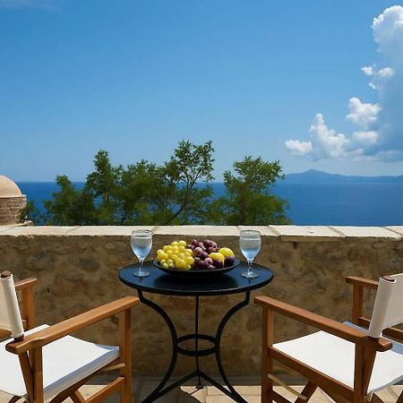 Pablito House-Seaview Monemvasia Nests Екстериор снимка