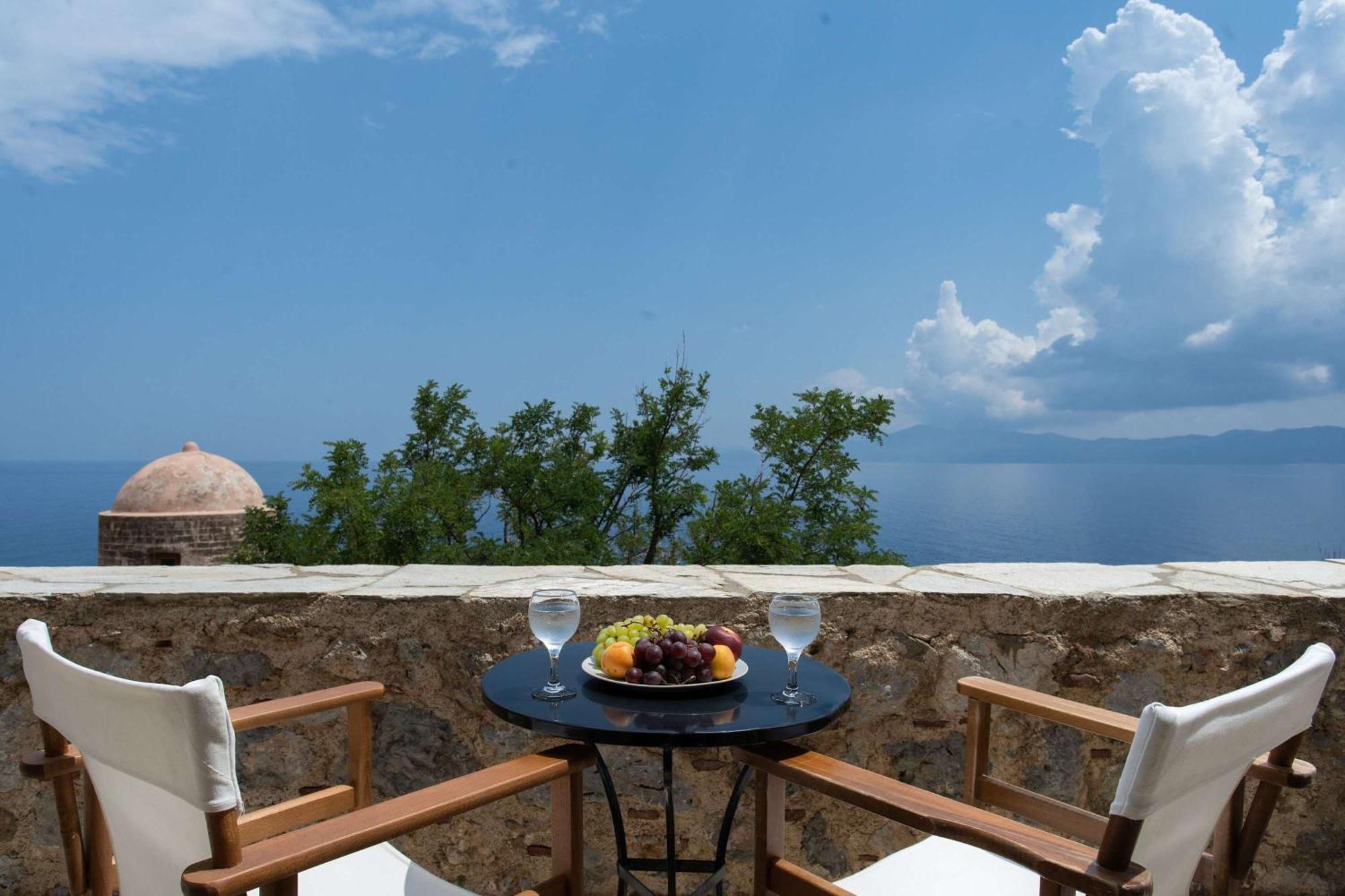 Pablito House-Seaview Monemvasia Nests Екстериор снимка